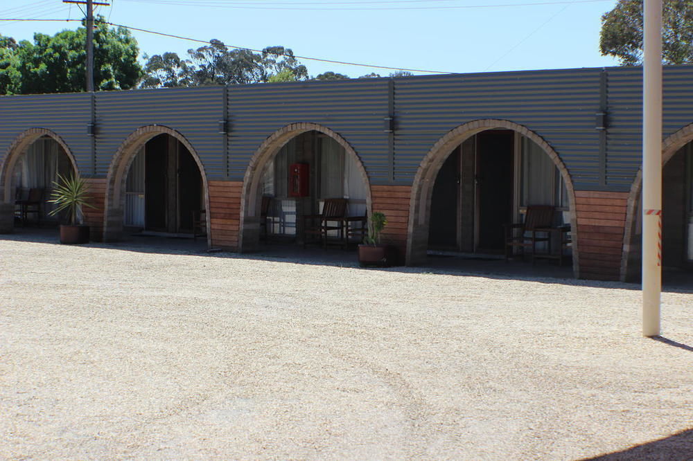 Thomas Lodge Motel Tocumwal Zewnętrze zdjęcie