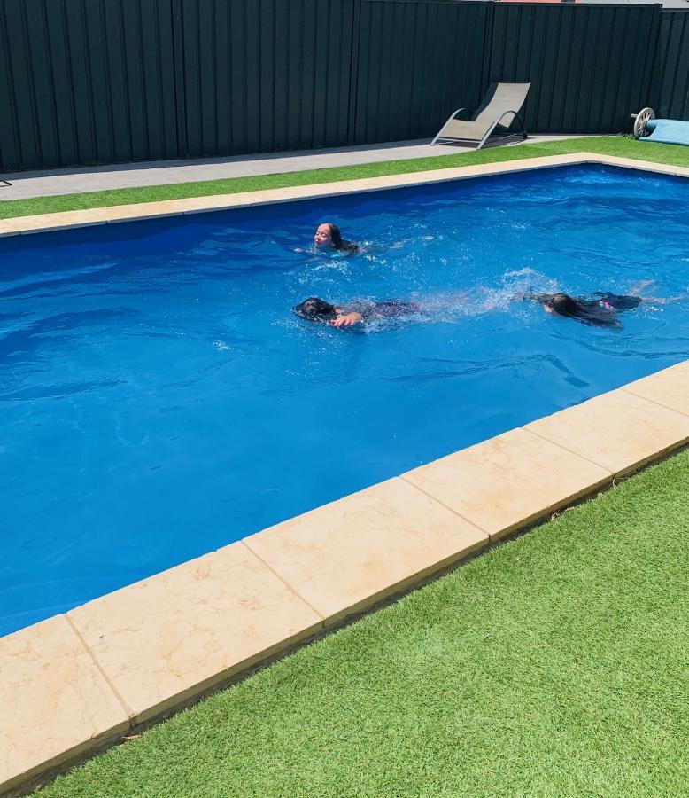 Thomas Lodge Motel Tocumwal Zewnętrze zdjęcie